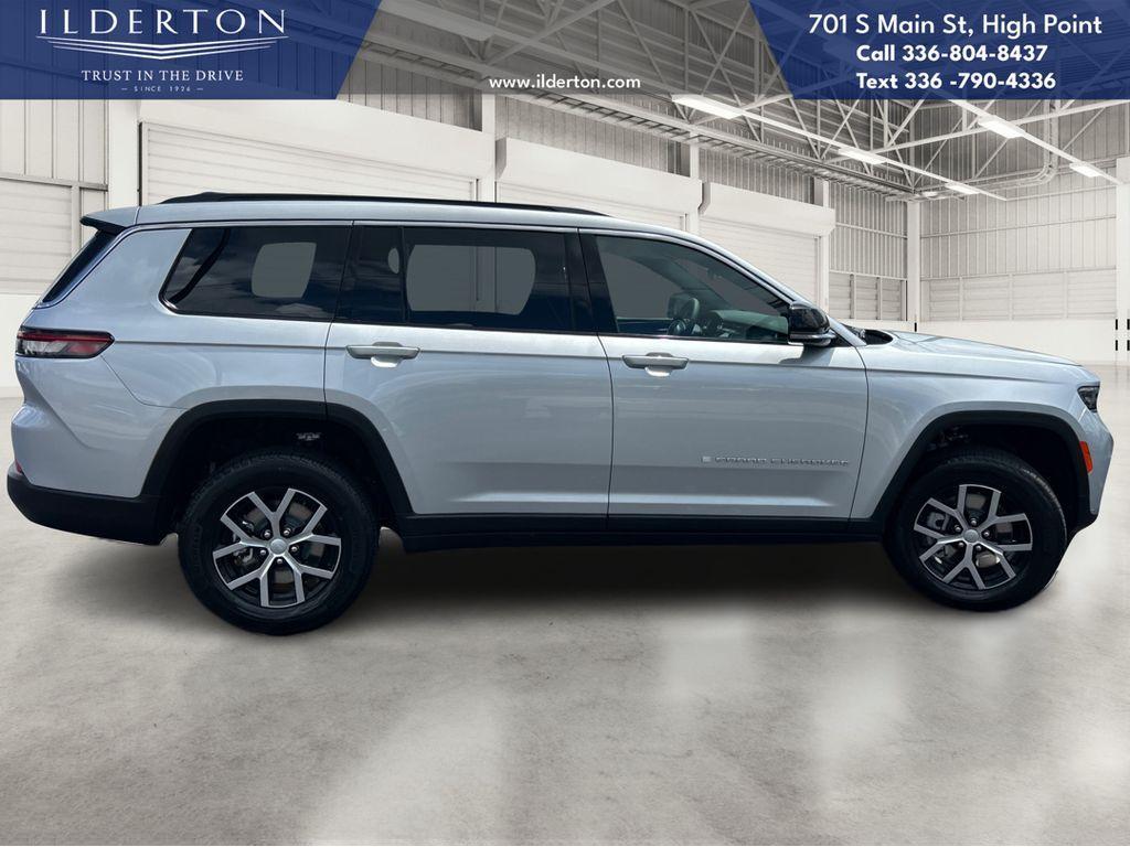 new 2025 Jeep Grand Cherokee L car