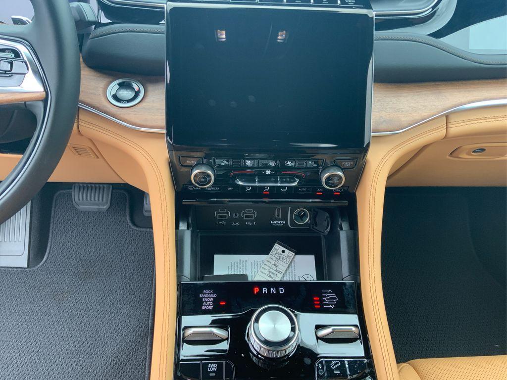 new 2025 Jeep Grand Cherokee L car, priced at $63,425