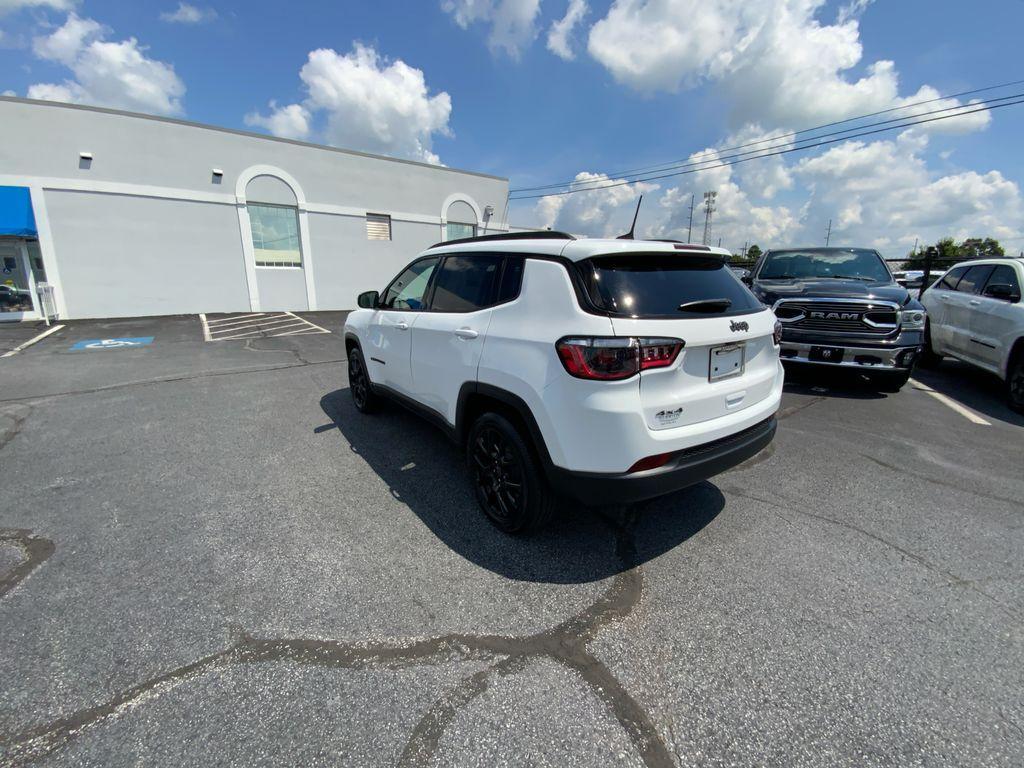 new 2025 Jeep Compass car, priced at $27,999