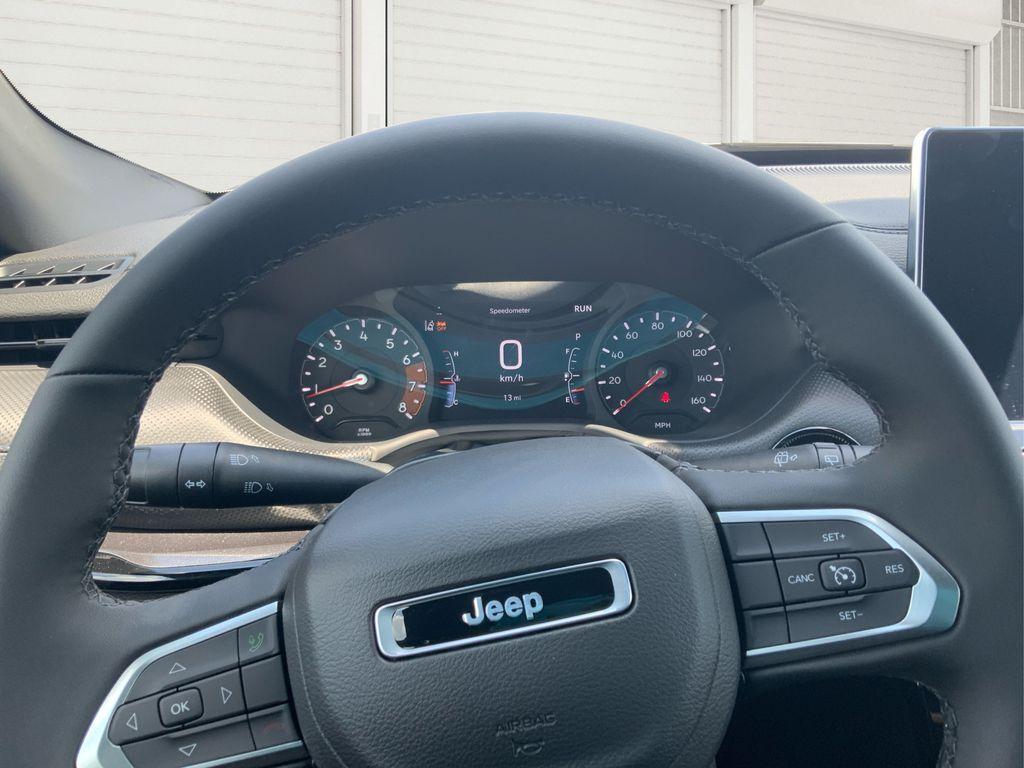 new 2025 Jeep Compass car, priced at $27,999