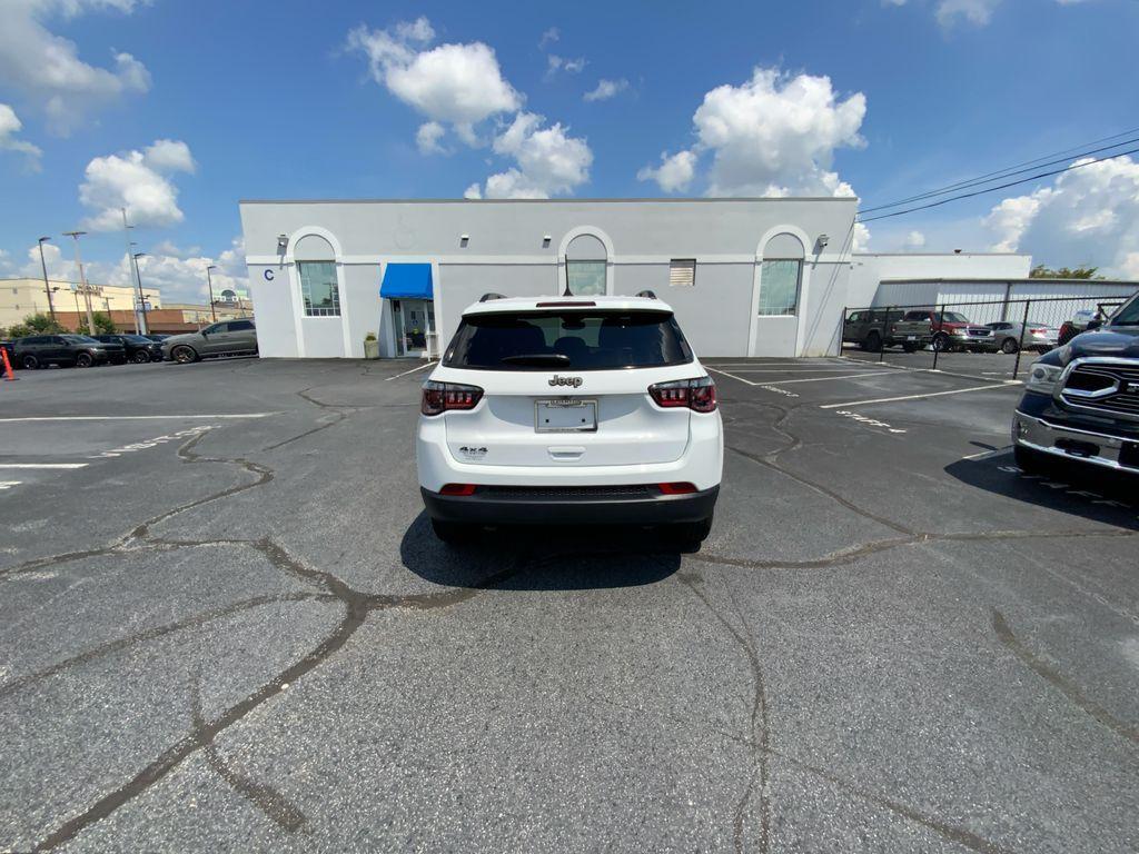 new 2025 Jeep Compass car, priced at $27,999