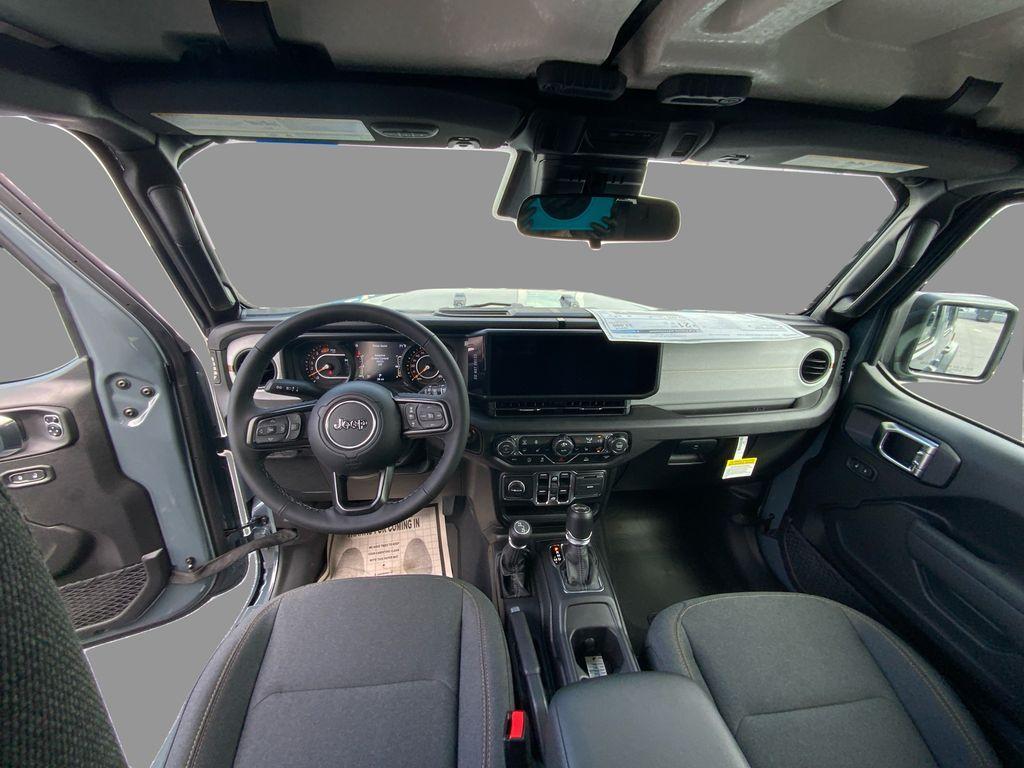 new 2025 Jeep Wrangler car, priced at $41,345