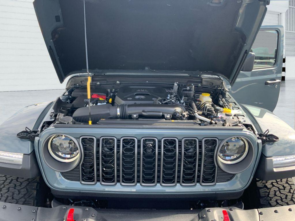 new 2025 Jeep Wrangler car, priced at $60,660