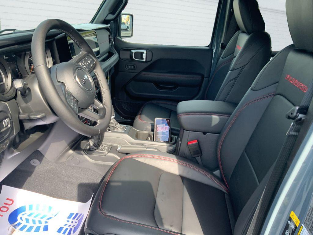 new 2025 Jeep Wrangler car, priced at $60,660