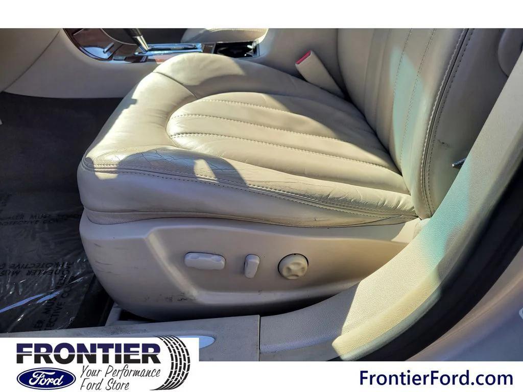 used 2007 Buick Lucerne car, priced at $8,998
