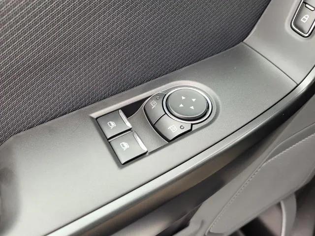 new 2025 Ford F-150 car, priced at $40,840