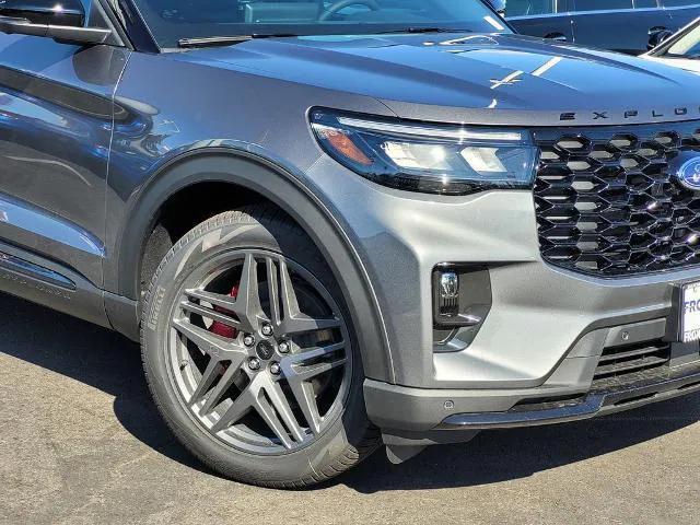 new 2025 Ford Explorer car, priced at $57,691
