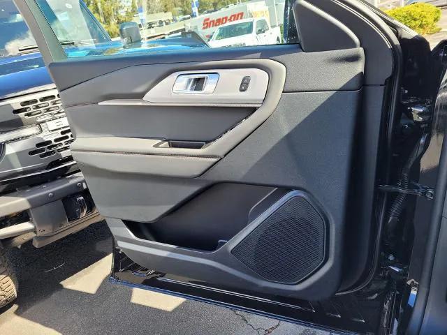 new 2025 Ford Explorer car, priced at $44,706