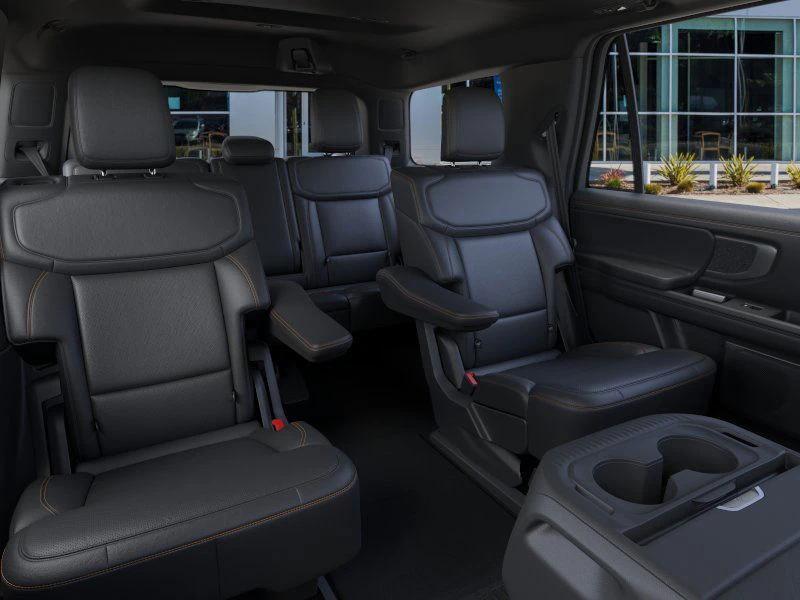 new 2025 Ford Expedition car, priced at $91,675