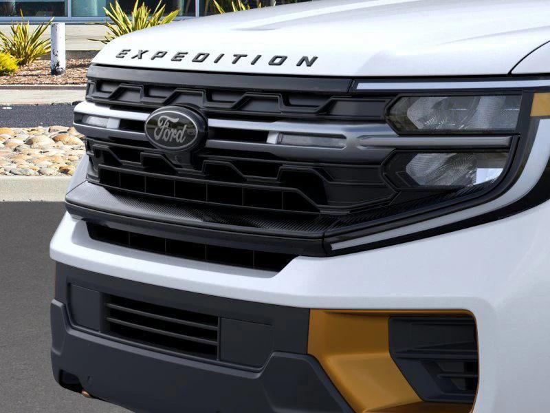 new 2025 Ford Expedition car, priced at $91,675