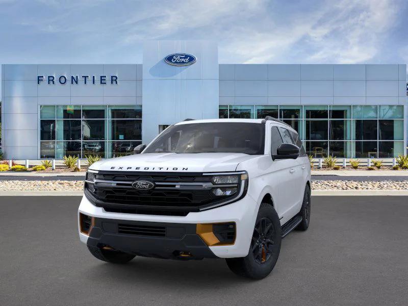 new 2025 Ford Expedition car, priced at $91,675