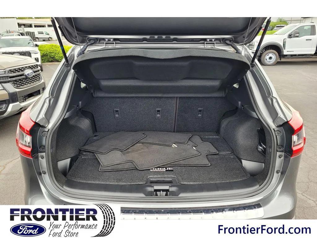 used 2022 Nissan Rogue Sport car, priced at $20,995