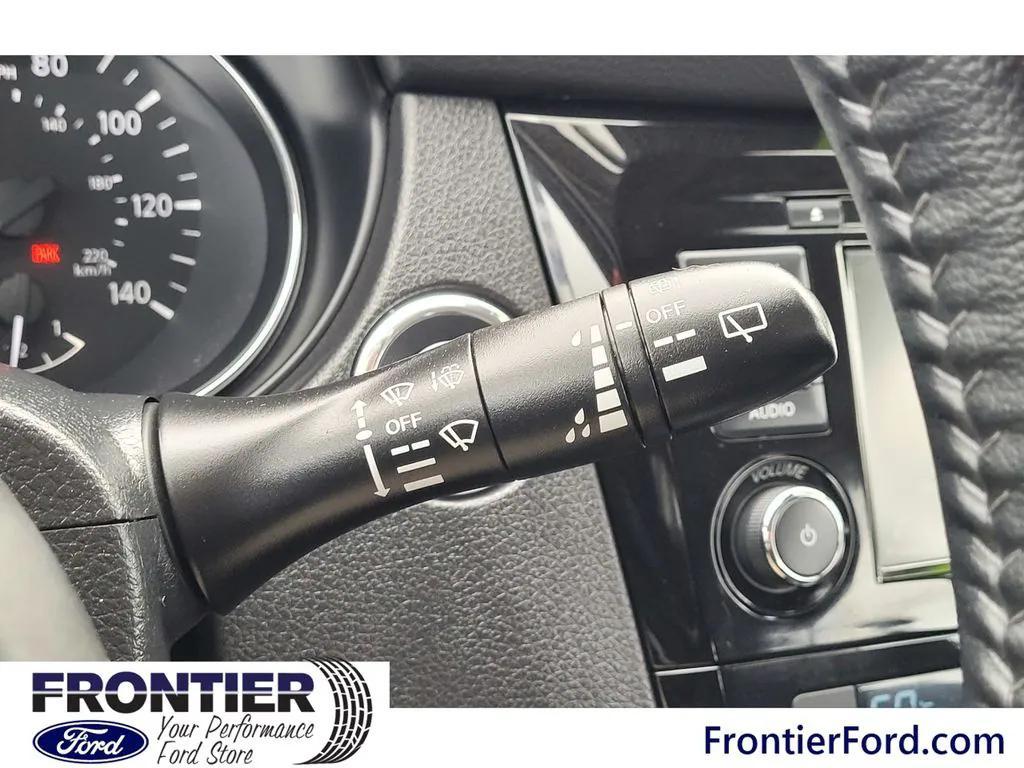 used 2022 Nissan Rogue Sport car, priced at $20,995