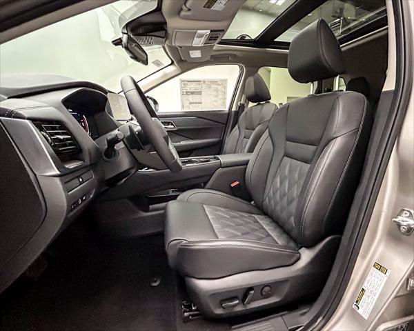 new 2025 Nissan Rogue car, priced at $43,324