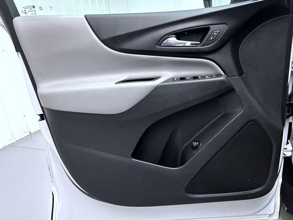 used 2022 Chevrolet Equinox car, priced at $19,355