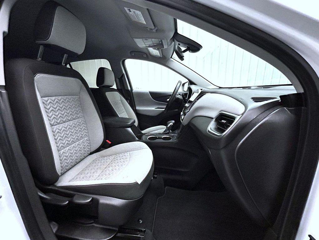 used 2022 Chevrolet Equinox car, priced at $19,355