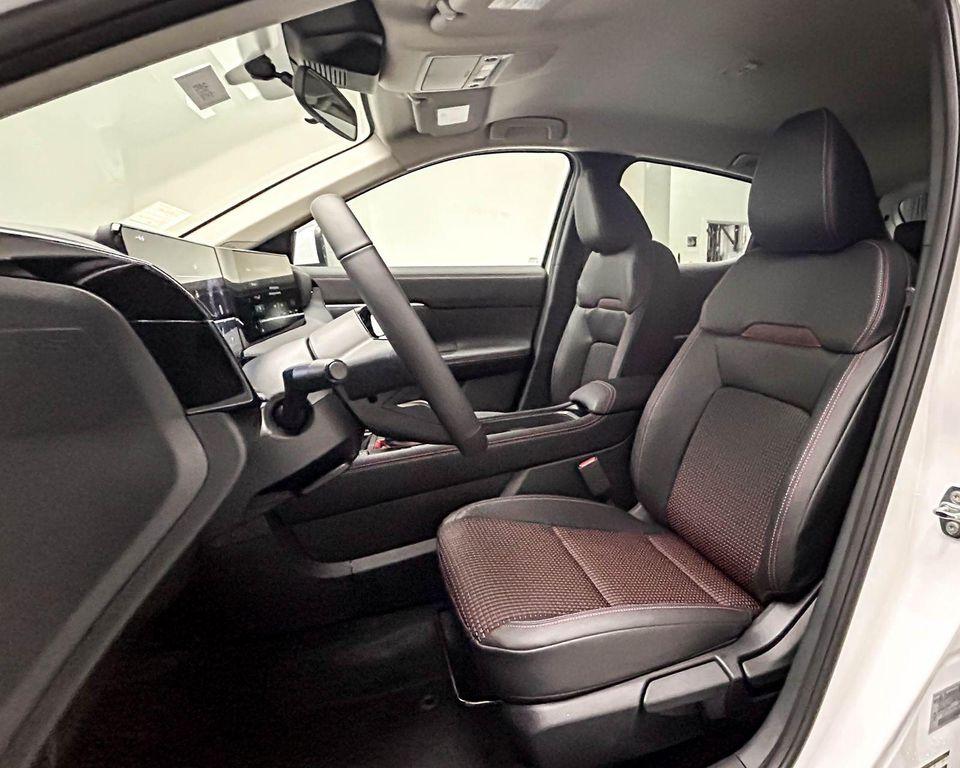 new 2025 Nissan Kicks car, priced at $28,446
