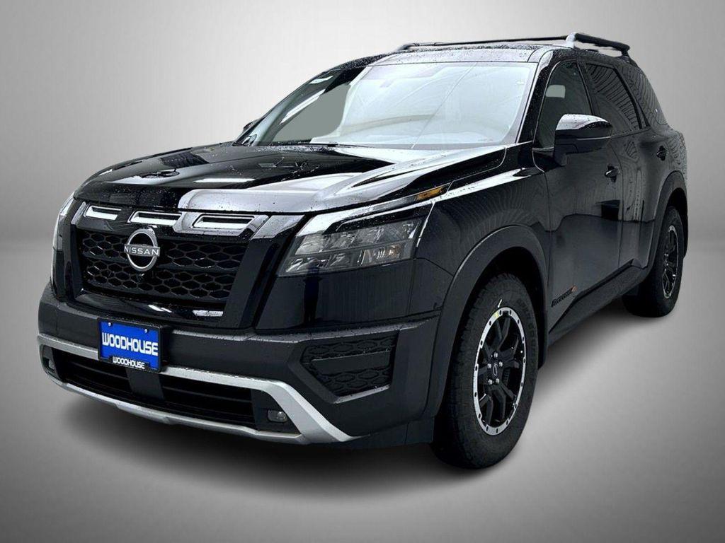 new 2025 Nissan Pathfinder car, priced at $40,381