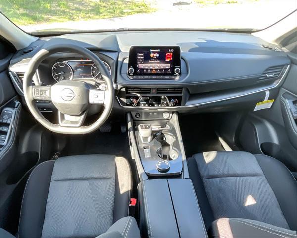 new 2025 Nissan Rogue car, priced at $32,034