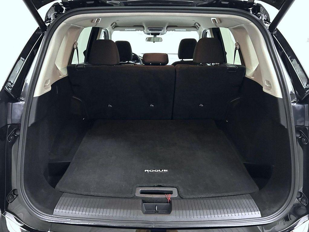 used 2024 Nissan Rogue car, priced at $24,209
