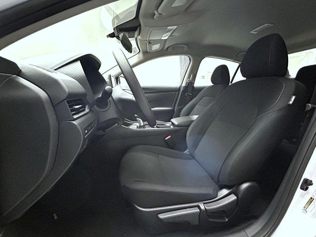 new 2025 Nissan Sentra car, priced at $21,282