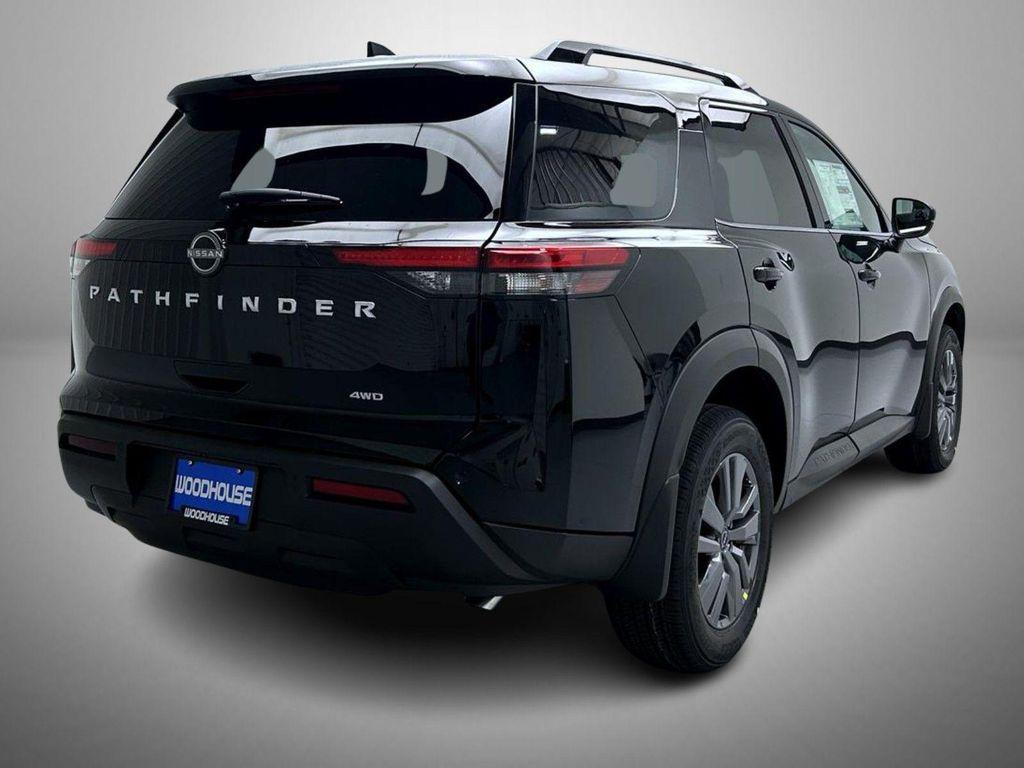 new 2025 Nissan Pathfinder car, priced at $36,772