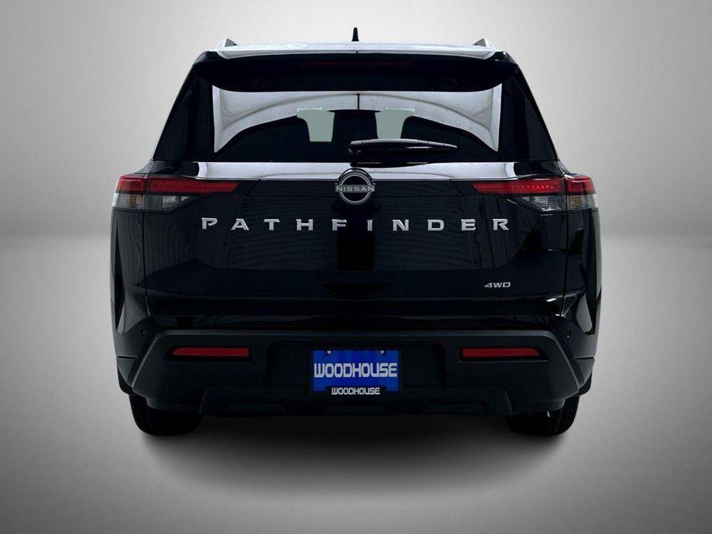 new 2025 Nissan Pathfinder car, priced at $36,772