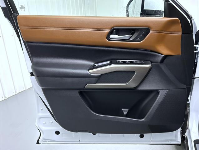 used 2025 Nissan Pathfinder car, priced at $47,519