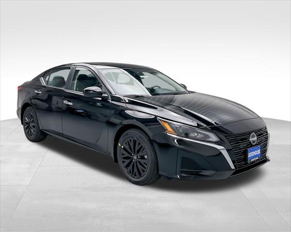 new 2025 Nissan Altima car, priced at $28,764