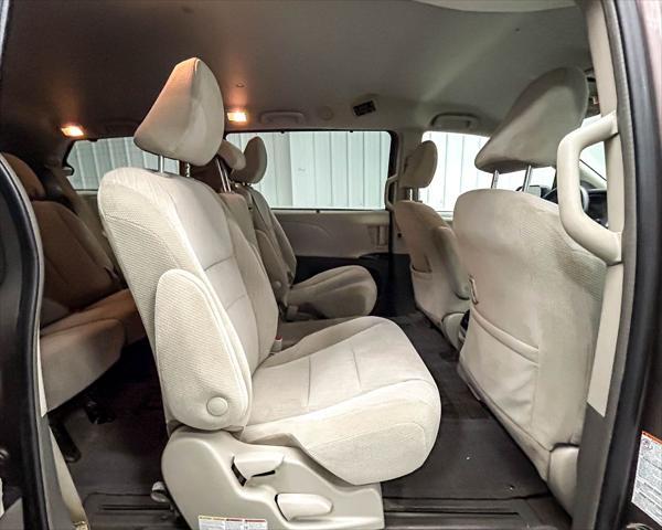 used 2018 Toyota Sienna car, priced at $17,777