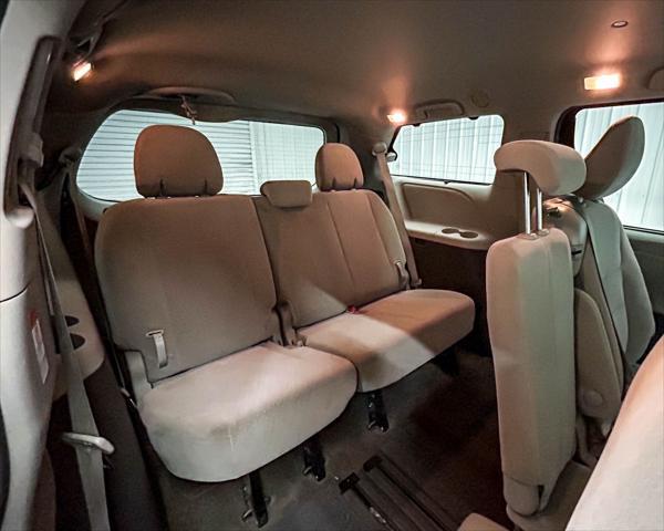 used 2018 Toyota Sienna car, priced at $17,777