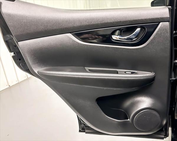 used 2022 Nissan Rogue Sport car, priced at $23,695