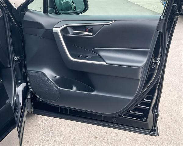 used 2024 Toyota RAV4 car
