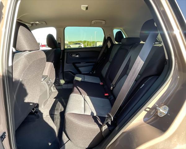 new 2025 Nissan Rogue car, priced at $31,999