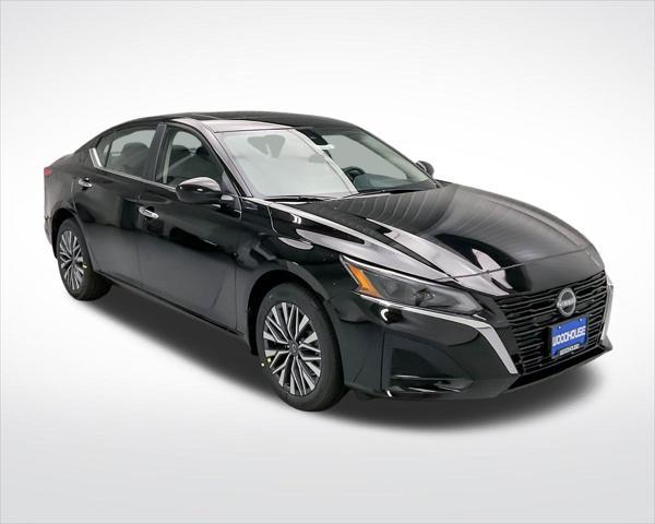 new 2025 Nissan Altima car, priced at $32,564