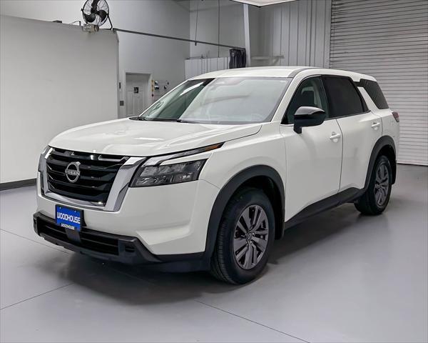 used 2023 Nissan Pathfinder car, priced at $30,500