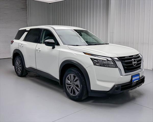 used 2023 Nissan Pathfinder car, priced at $30,500
