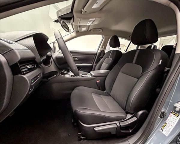 new 2025 Nissan Sentra car, priced at $25,754