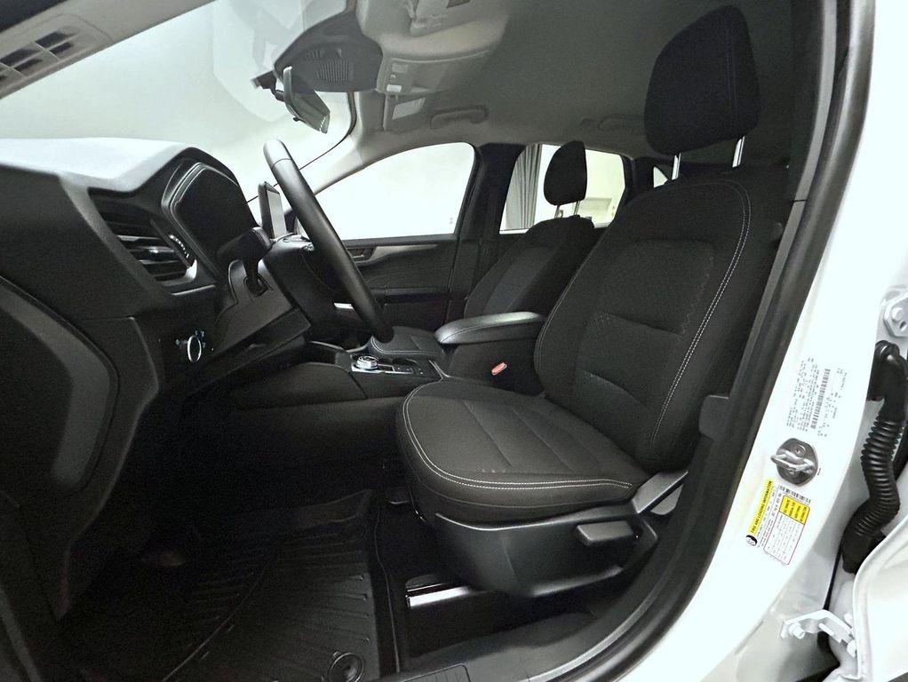 used 2025 Ford Escape car, priced at $26,924