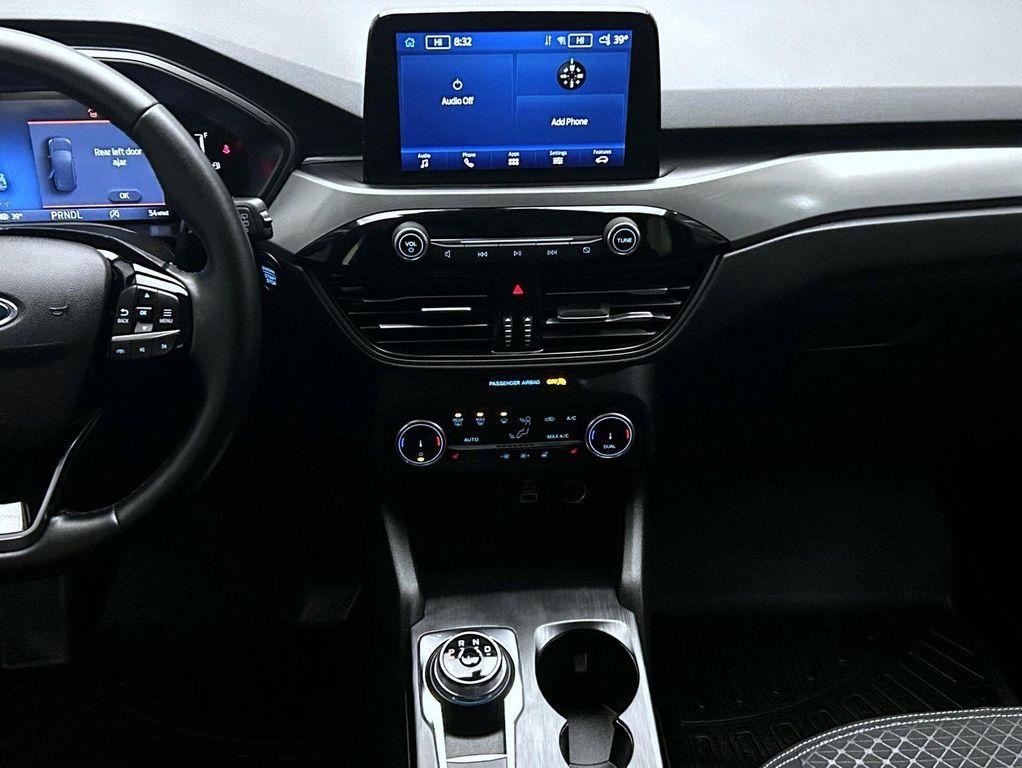 used 2025 Ford Escape car, priced at $26,924