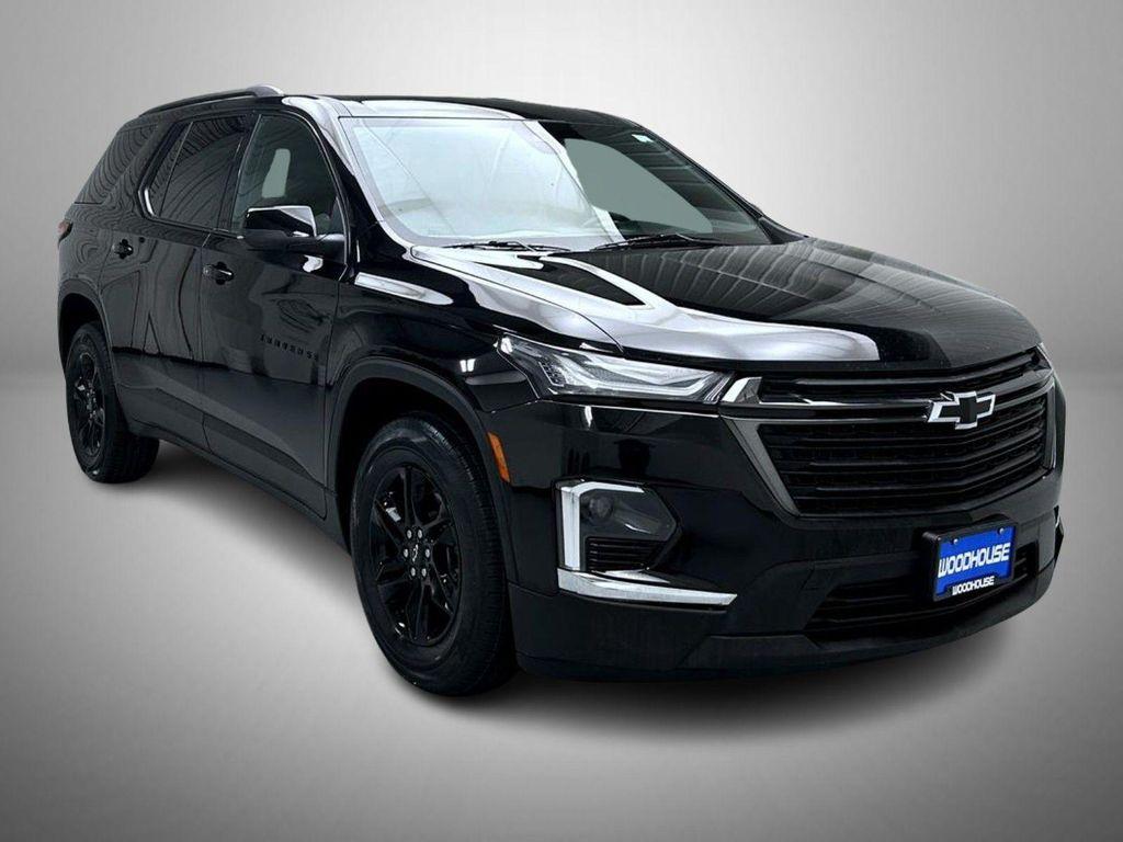 used 2022 Chevrolet Traverse car, priced at $24,228
