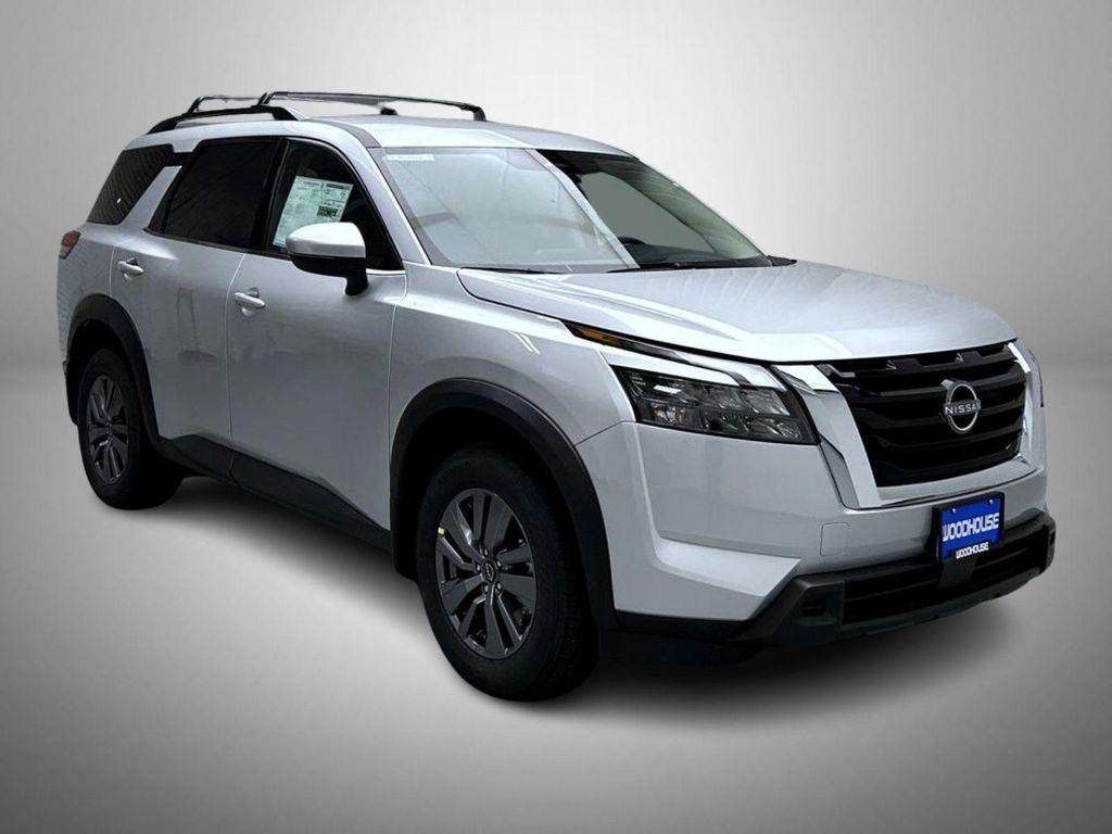 new 2025 Nissan Pathfinder car, priced at $40,772