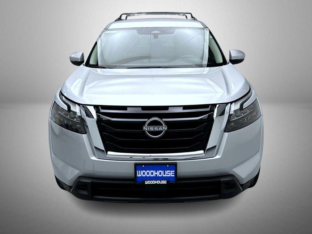 new 2025 Nissan Pathfinder car, priced at $40,772