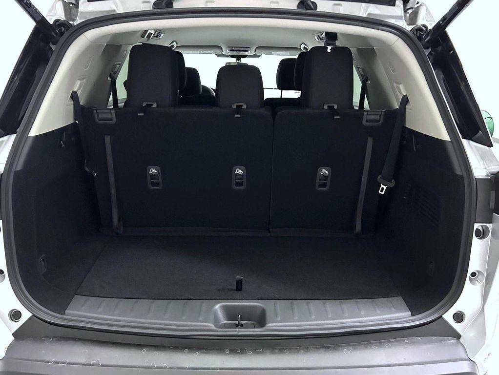 new 2025 Nissan Pathfinder car, priced at $40,772