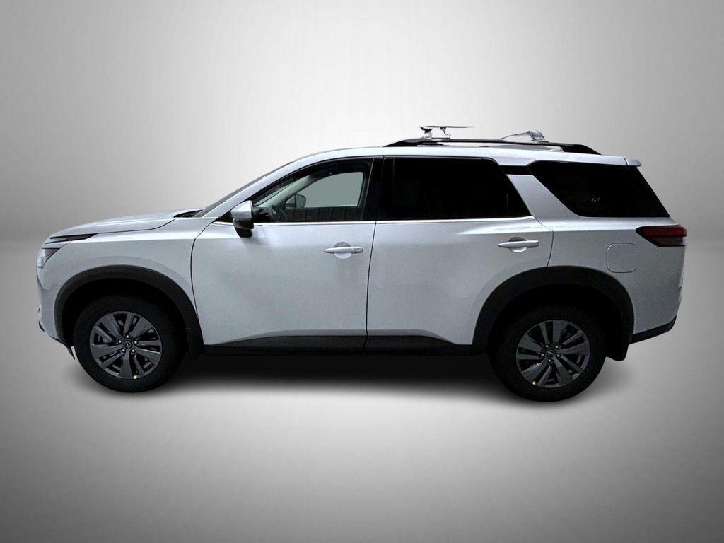new 2025 Nissan Pathfinder car, priced at $40,772