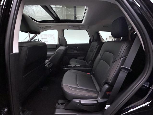 new 2025 Nissan Pathfinder car, priced at $46,305
