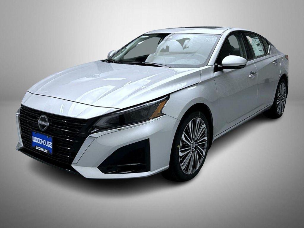 new 2025 Nissan Altima car, priced at $34,513