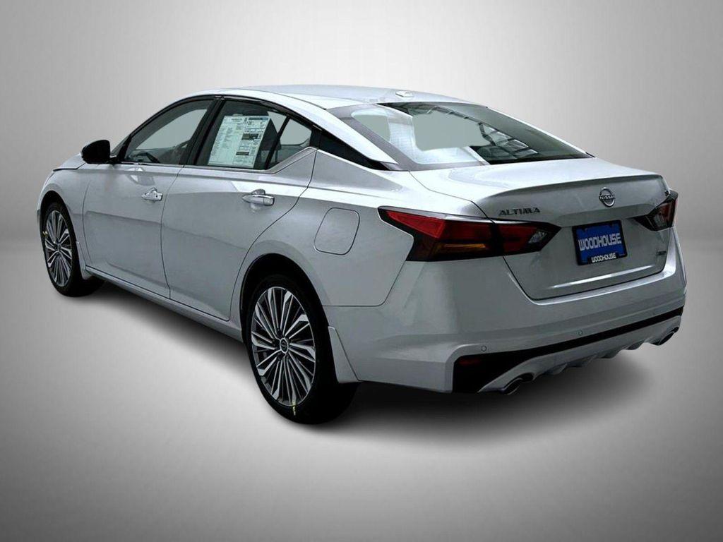 new 2025 Nissan Altima car, priced at $34,513