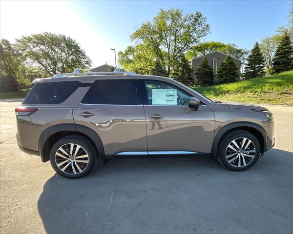 new 2025 Nissan Pathfinder car, priced at $49,559
