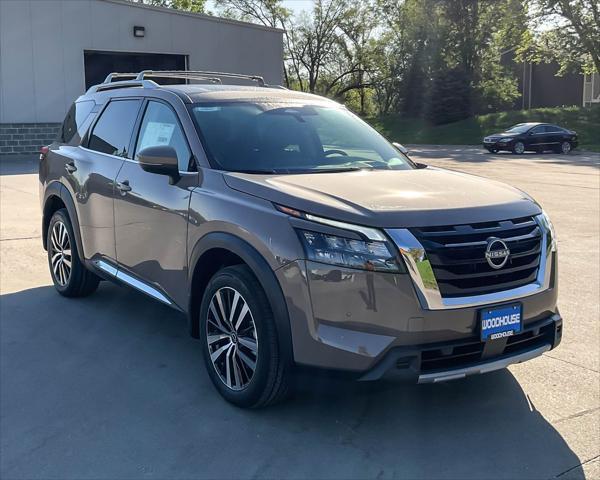 new 2025 Nissan Pathfinder car, priced at $49,559
